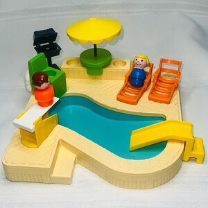 Fisher Price Little People Swimming Pool 2526 1986 Vintage